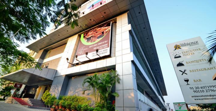 Ambience Executive Hotel Pimpri-Chinchwad Eksteriør billede