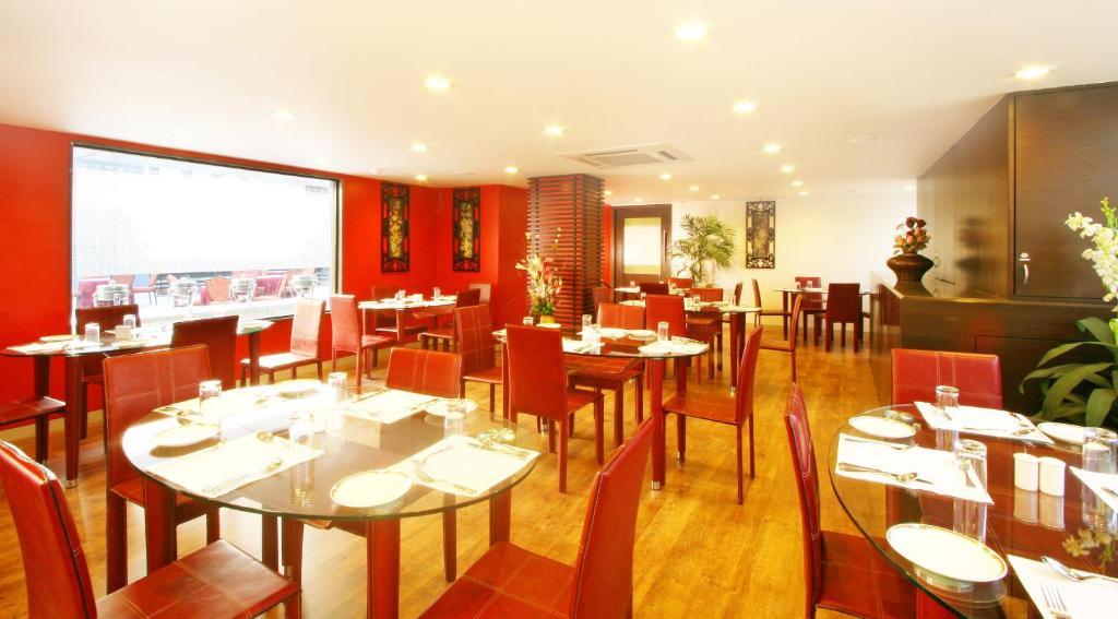 Ambience Executive Hotel Pimpri-Chinchwad Restaurant billede